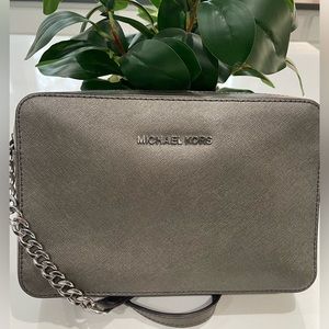 Michael Kors Jet Set Crossbody